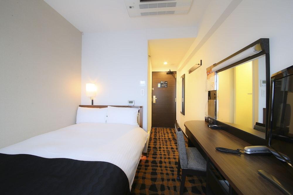Apa Hotel Nihonbashi Hamacho Ekiminami Tokyo Exterior photo